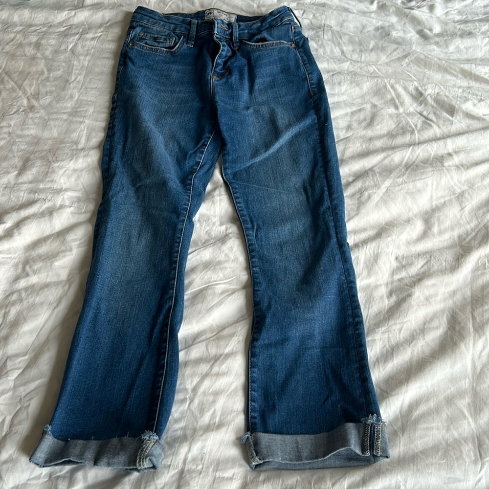 Free people blue skinny jeans size 26 with cuffs